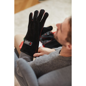 Кожаные жаропрочные перчатки для гриля Weber 17896. Photo 2