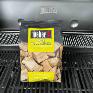 Бруски для копчения Weber молодая яблуня 1,5 кг-17616. Photo 2