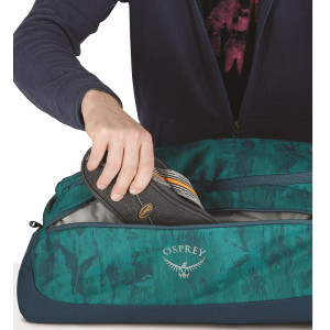 Сумка на колесах Osprey Daylite Carry-On Wheeled Duffel 40. Photo 2