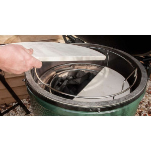 Плита полукруглая для BGE гриля L, керамическая 121035. Photo 2