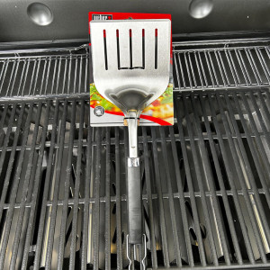 Широкая лопатка для рыбы Weber 6673. Photo 2